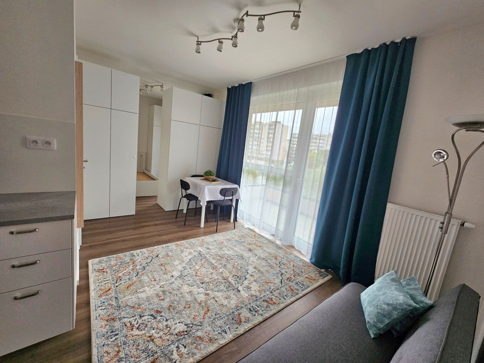 Prenájom bytu 2-izbový 35 m², Arnošta Valenty, Praha, Praha Prenájom bytu 2-izbový 35 m², Arnošta Valenty, Praha, Praha