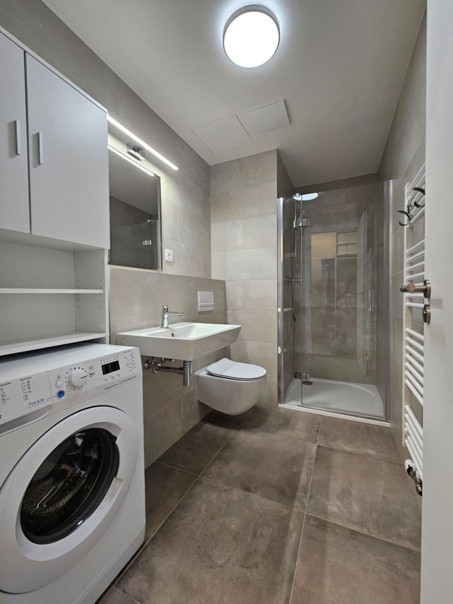 Prenájom bytu 2-izbový 35 m², Arnošta Valenty, Praha, Praha Prenájom bytu 2-izbový 35 m², Arnošta Valenty, Praha, Praha