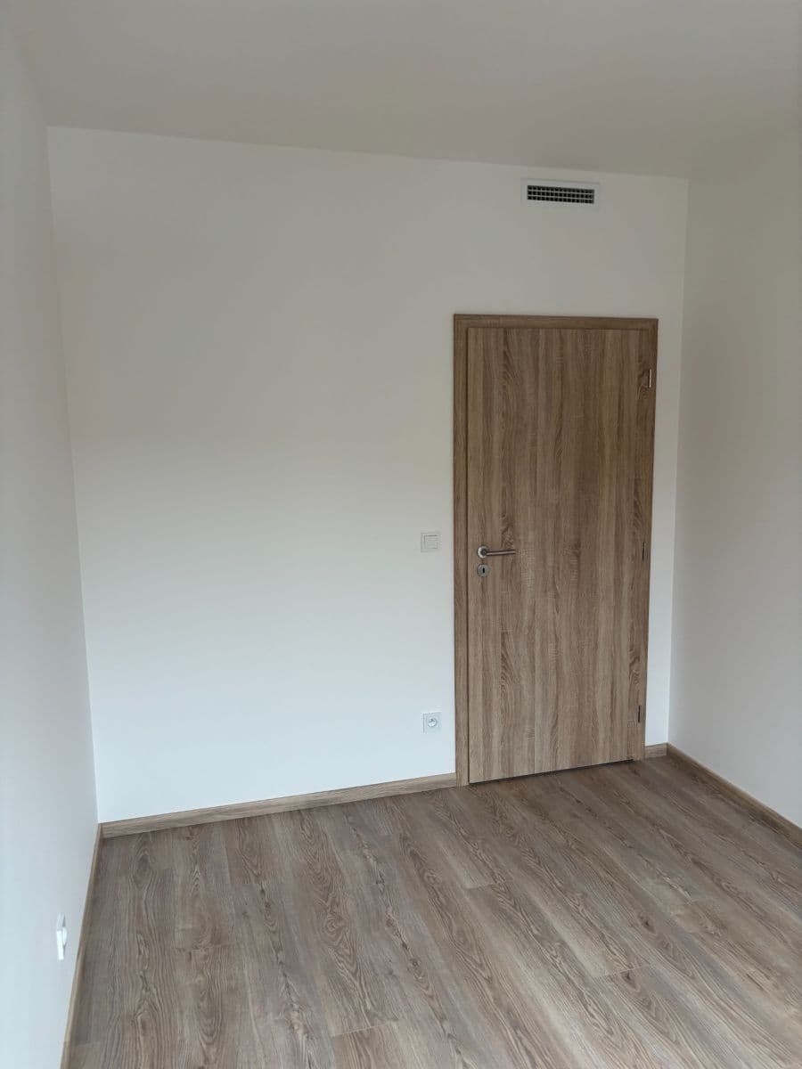 Prenájom bytu 2-izbový 46 m², Arnošta Staňka, Praha, Praha Prenájom bytu 2-izbový 46 m², Arnošta Staňka, Praha, Praha