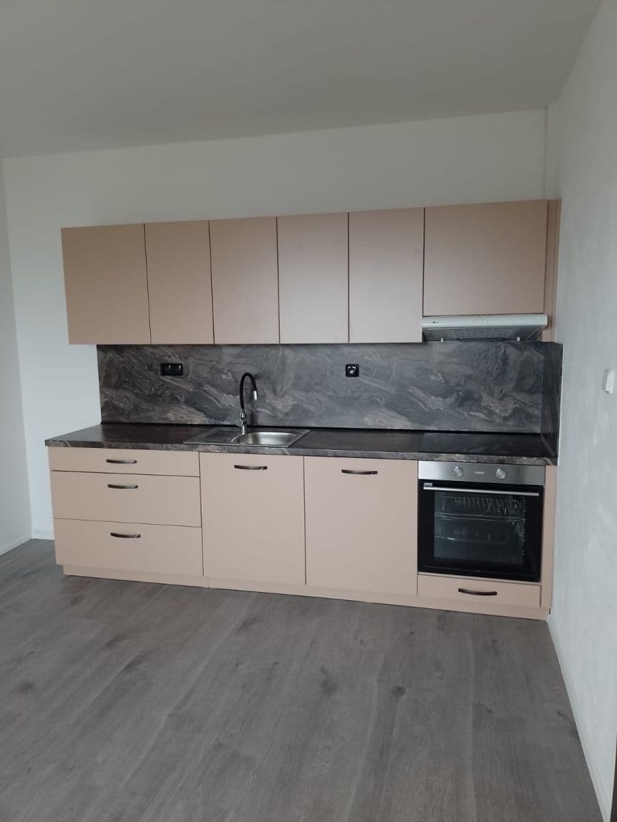 Prenájom bytu 2-izbový 45 m², SNP, Vimperk, Jihočeský kraj Prenájom bytu 2-izbový 45 m², SNP, Vimperk, Jihočeský kraj