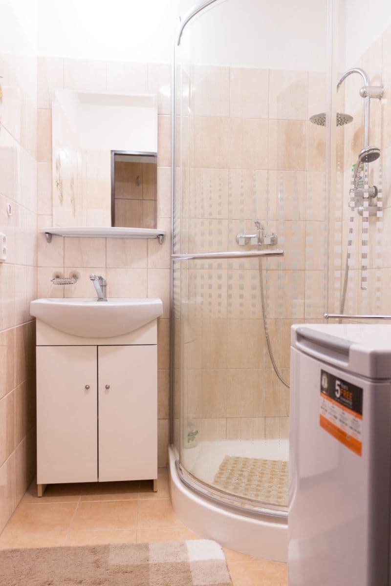 Predaj bytu 2-izbový 58 m², nábřeží Závodu míru, Pardubice, Pardubický kraj Predaj bytu 2-izbový 58 m², nábřeží Závodu míru, Pardubice, Pardubický kraj
