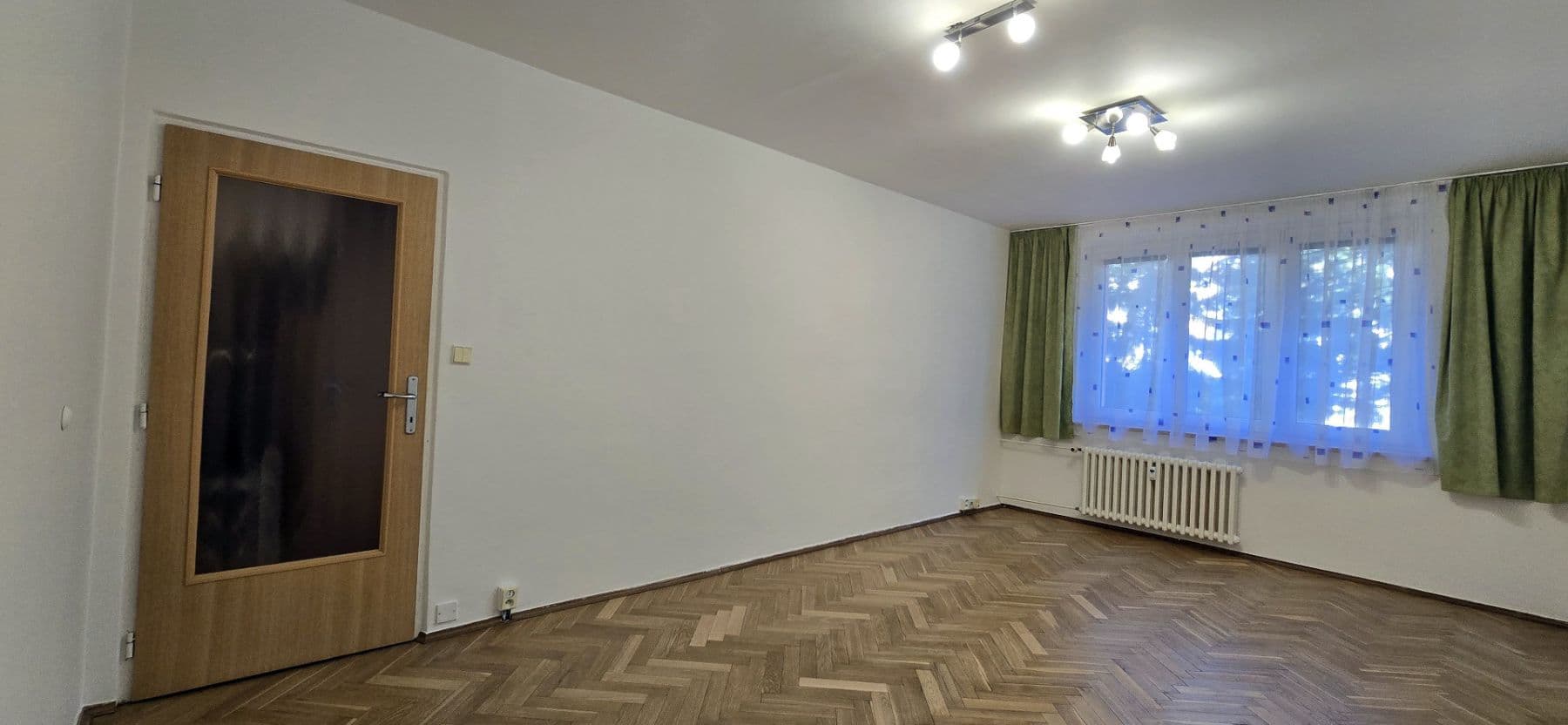 Prenájom bytu 2-izbový 65 m², Gercenova, Praha, Praha Prenájom bytu 2-izbový 65 m², Gercenova, Praha, Praha