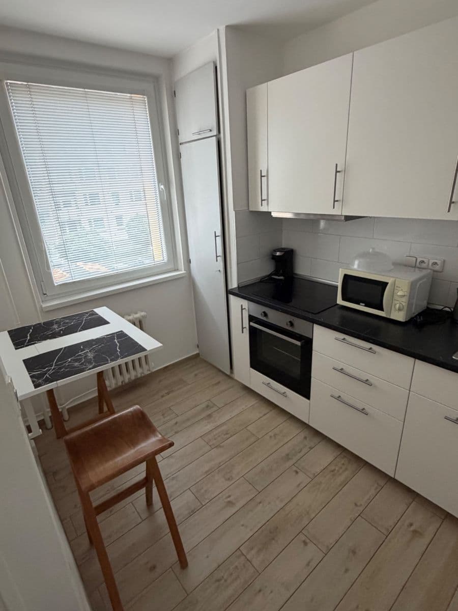 Prenájom bytu 2-izbový 45 m², Dreyerova, Praha, Praha Prenájom bytu 2-izbový 45 m², Dreyerova, Praha, Praha