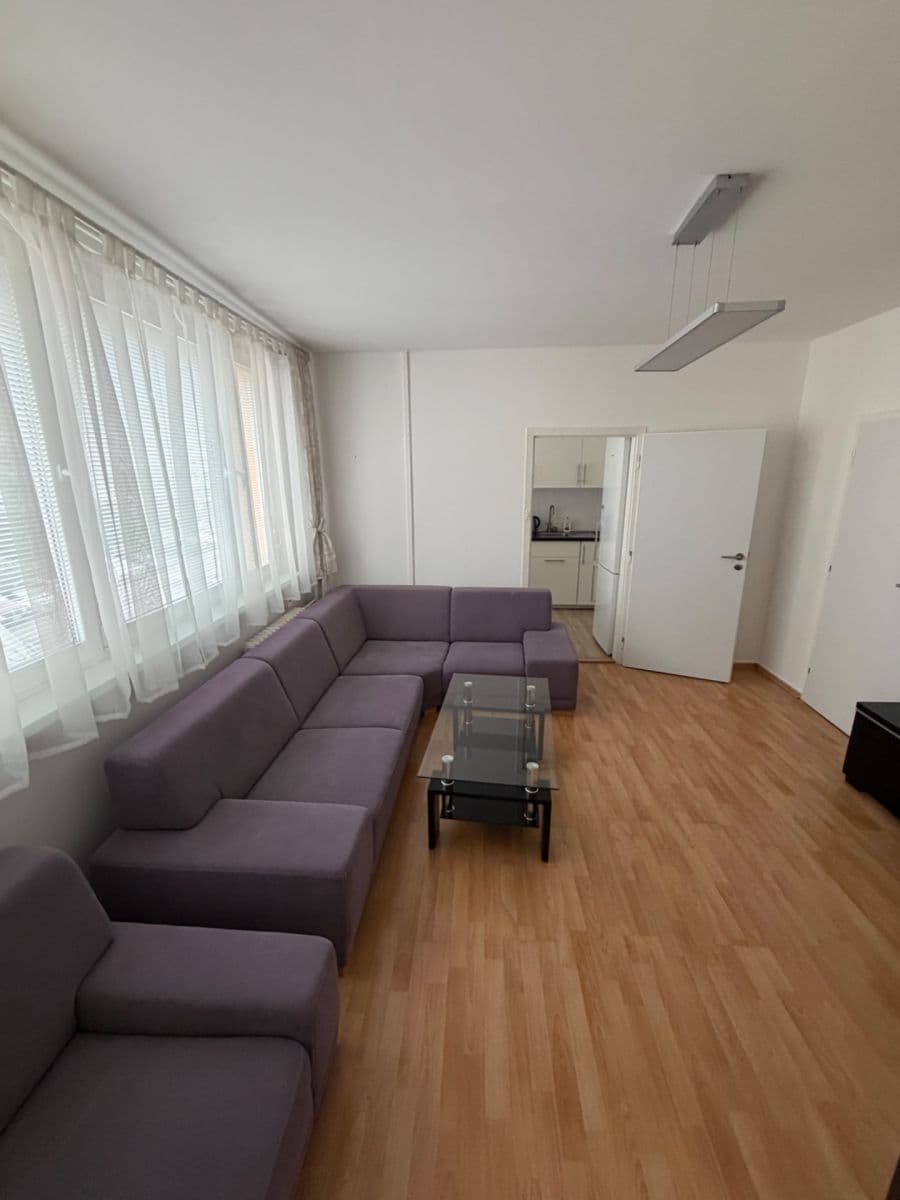 Prenájom bytu 2-izbový 45 m², Dreyerova, Praha, Praha Prenájom bytu 2-izbový 45 m², Dreyerova, Praha, Praha