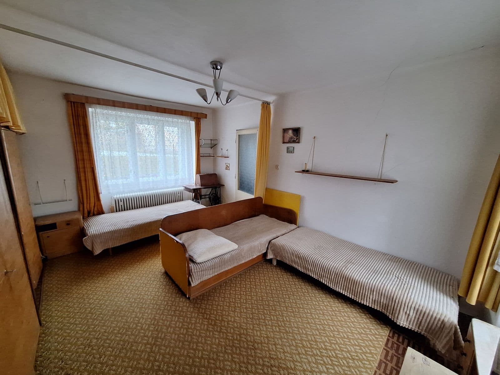 Predaj rekreačného objektu 85 m², pozemok 858 m², Lažany, Jihočeský kraj Predaj rekreačného objektu 85 m², pozemok 858 m², Lažany, Jihočeský kraj