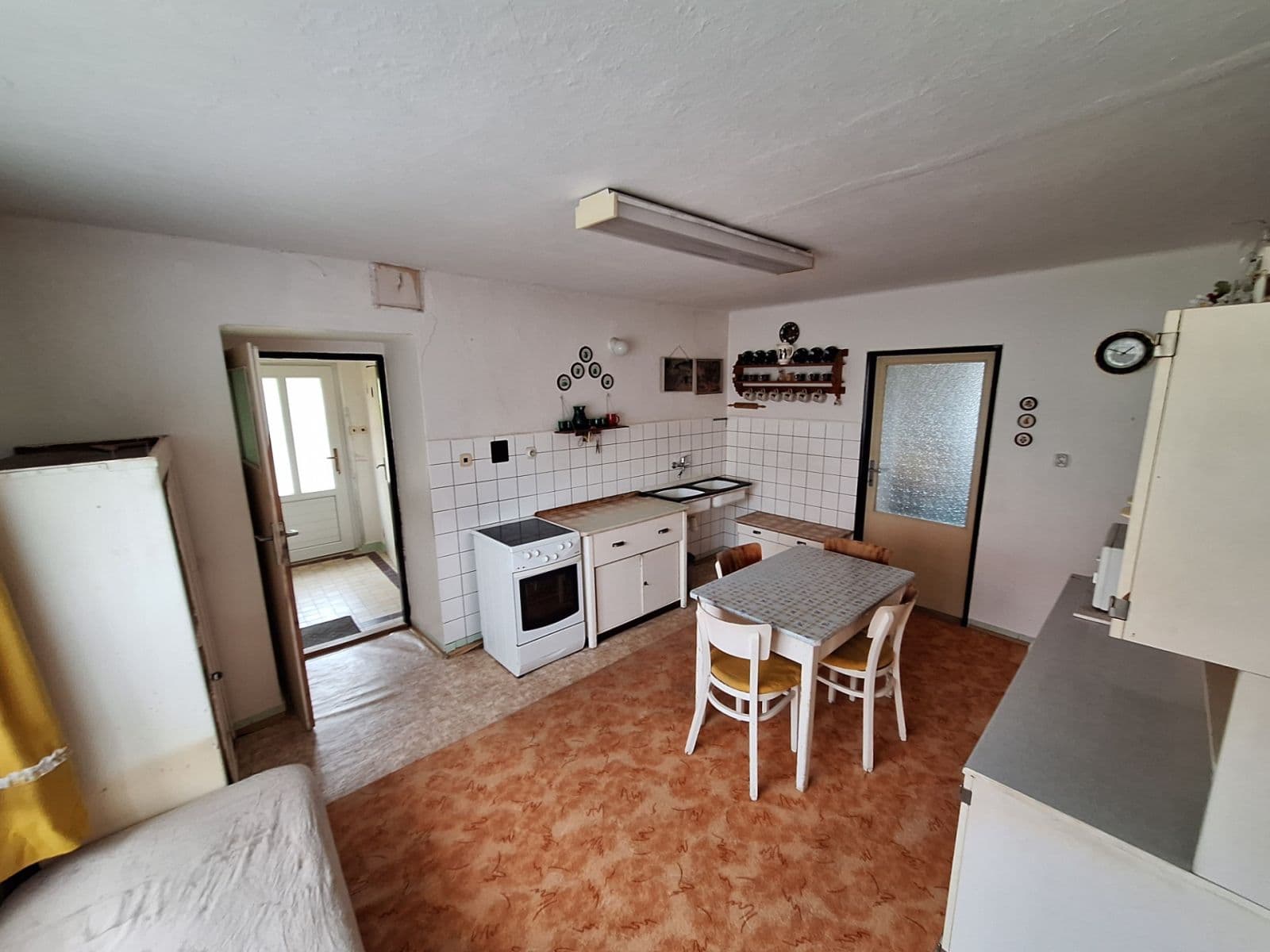 Predaj rekreačného objektu 85 m², pozemok 858 m², Lažany, Jihočeský kraj Predaj rekreačného objektu 85 m², pozemok 858 m², Lažany, Jihočeský kraj