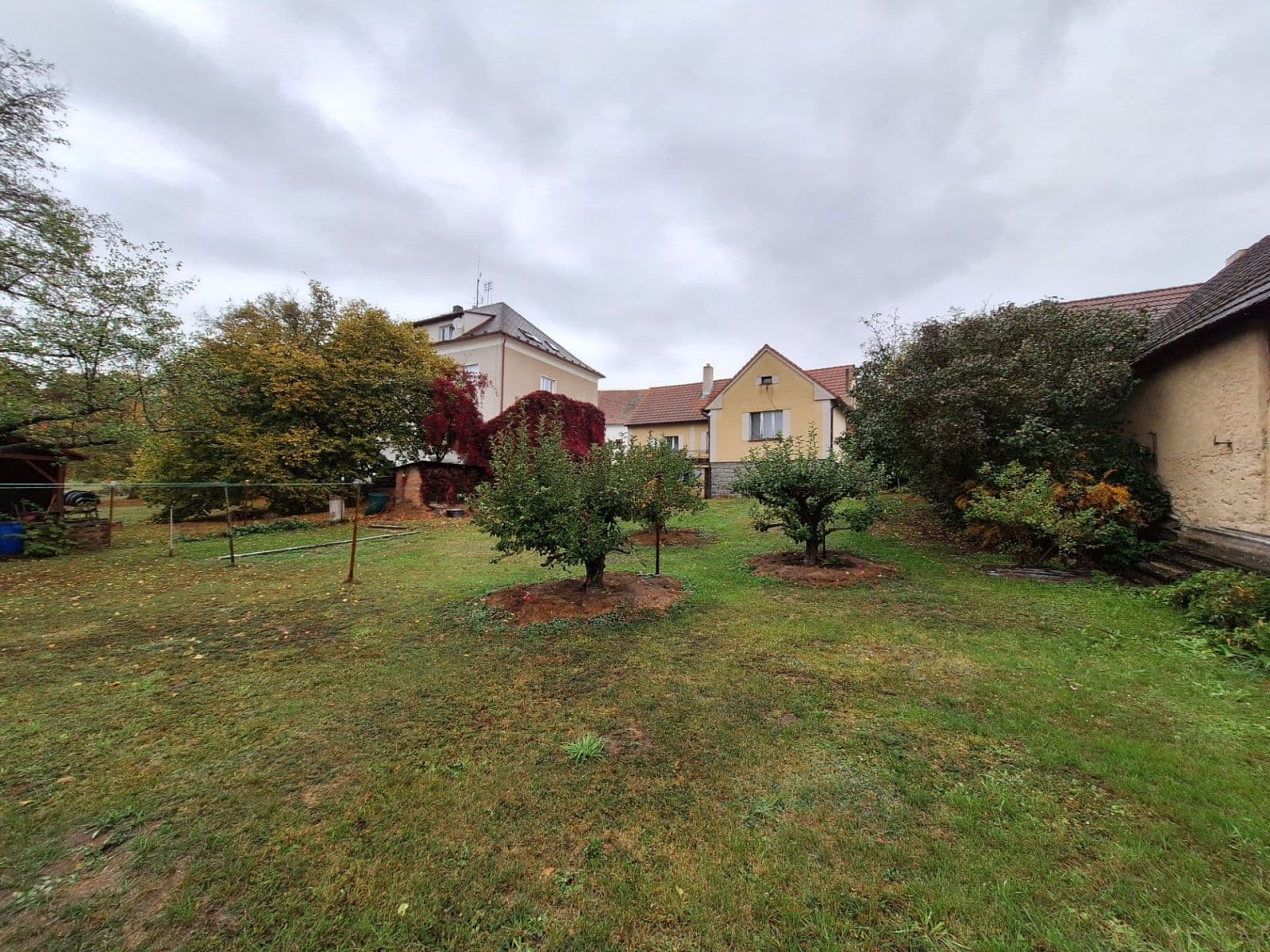 Predaj rekreačného objektu 85 m², pozemok 858 m², Lažany, Jihočeský kraj Predaj rekreačného objektu 85 m², pozemok 858 m², Lažany, Jihočeský kraj