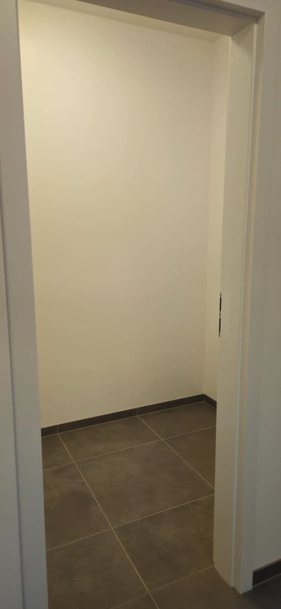 Prenájom bytu 2-izbový 50 m², Lesík, Kladno, Středočeský kraj Prenájom bytu 2-izbový 50 m², Lesík, Kladno, Středočeský kraj