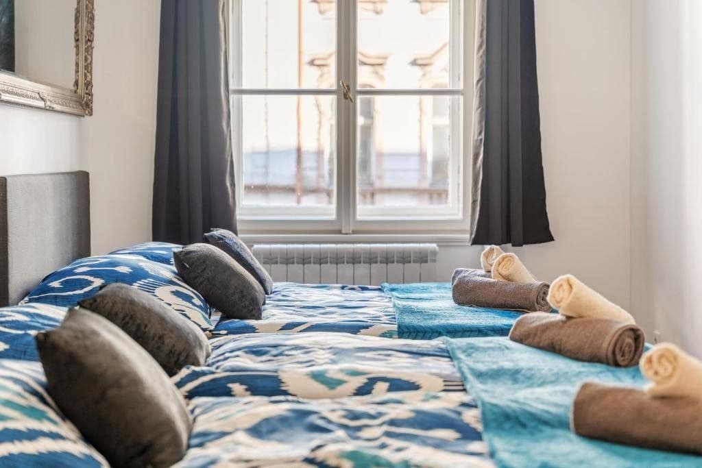 Prenájom bytu 94 m², Žitná, Praha, Praha Prenájom bytu 94 m², Žitná, Praha, Praha
