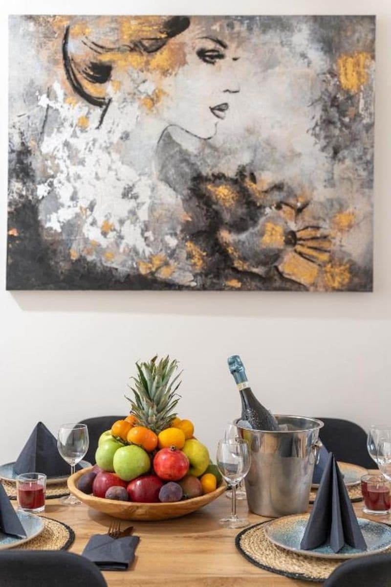 Prenájom bytu 94 m², Žitná, Praha, Praha Prenájom bytu 94 m², Žitná, Praha, Praha