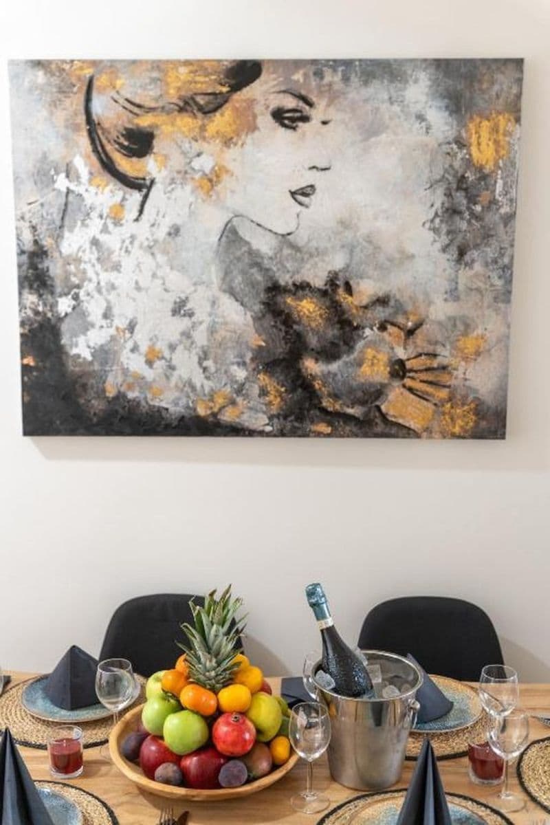 Prenájom bytu 94 m², Žitná, Praha, Praha Prenájom bytu 94 m², Žitná, Praha, Praha