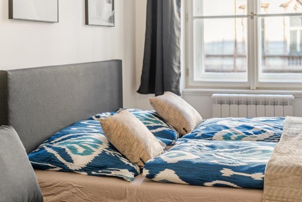 Prenájom bytu 94 m², Žitná, Praha, Praha Prenájom bytu 94 m², Žitná, Praha, Praha