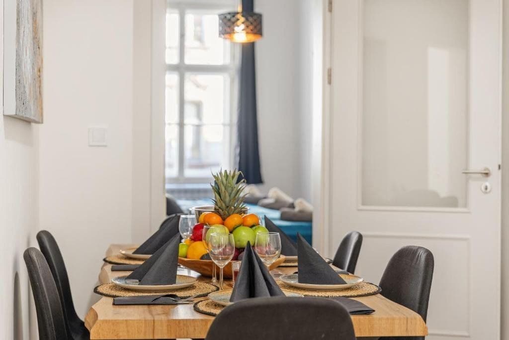 Prenájom bytu 94 m², Žitná, Praha, Praha Prenájom bytu 94 m², Žitná, Praha, Praha