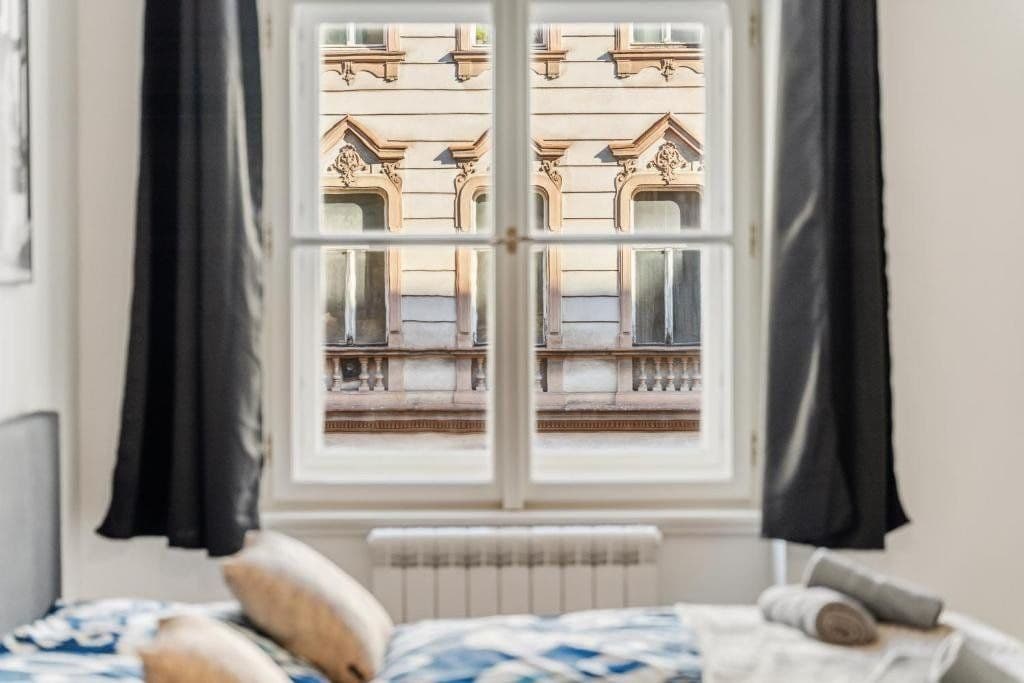 Prenájom bytu 94 m², Žitná, Praha, Praha Prenájom bytu 94 m², Žitná, Praha, Praha