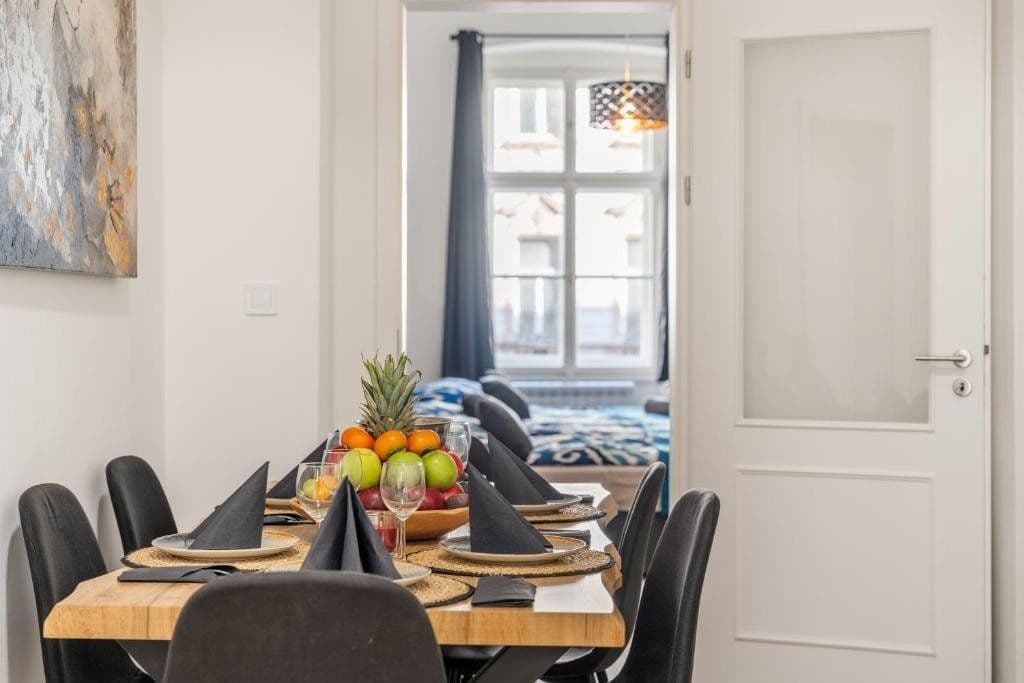 Prenájom bytu 94 m², Žitná, Praha, Praha Prenájom bytu 94 m², Žitná, Praha, Praha