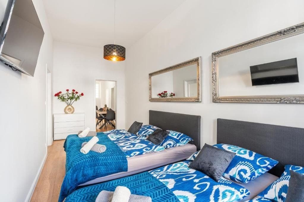Prenájom bytu 94 m², Žitná, Praha, Praha Prenájom bytu 94 m², Žitná, Praha, Praha