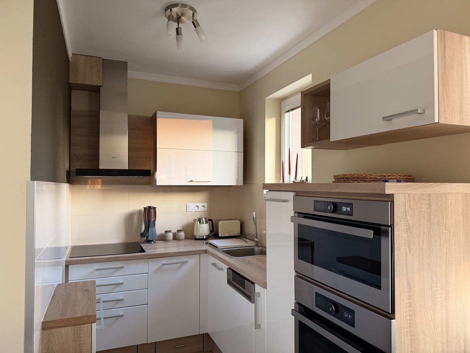 Prenájom bytu 52 m², Miloše Havla, Praha, Praha Prenájom bytu 52 m², Miloše Havla, Praha, Praha