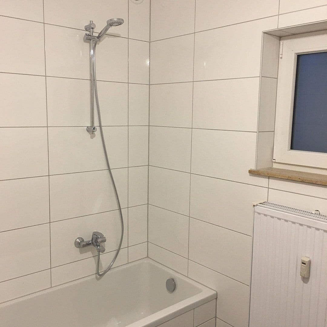 Prenájom bytu 3-izbový 86 m², Laudenbach, Bavorsko Prenájom bytu 3-izbový 86 m², Laudenbach, Bavorsko