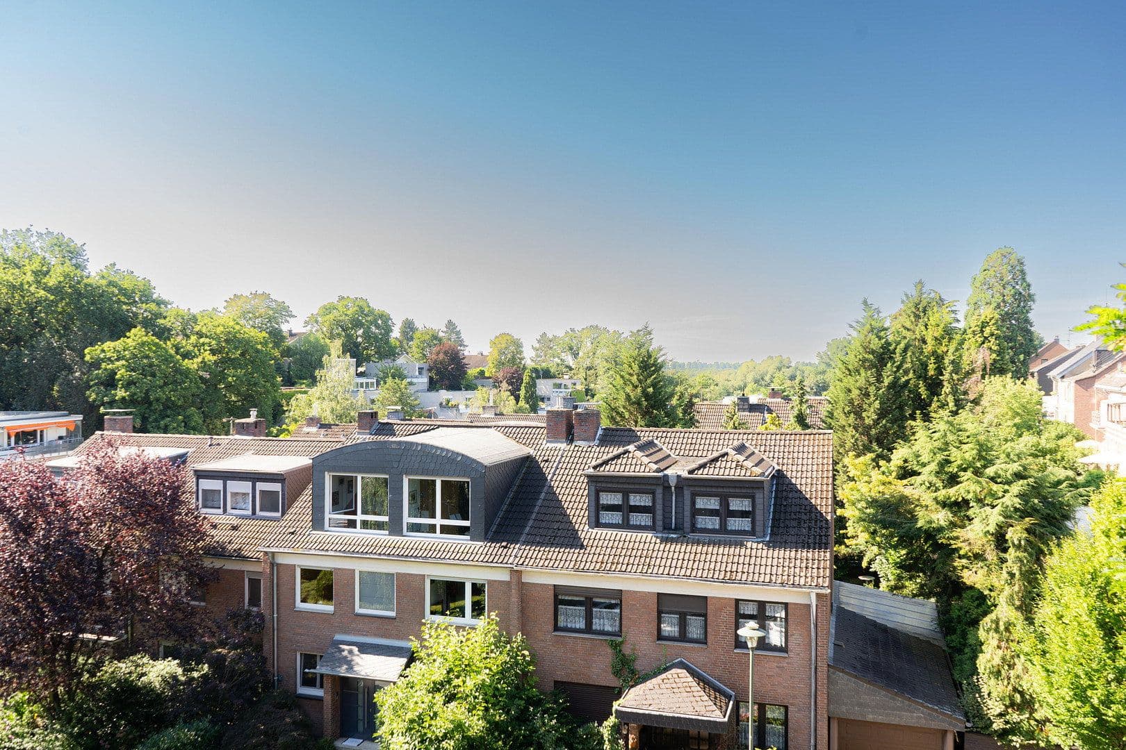Predaj bytu 4-izbový 127 m², Düsseldorf, Severné Porýnie - Westfálsko Predaj bytu 4-izbový 127 m², Düsseldorf, Severné Porýnie - Westfálsko