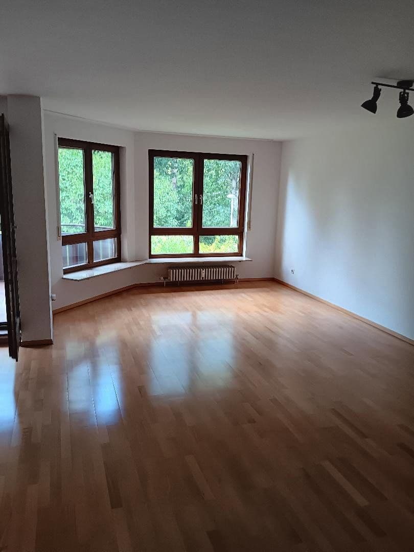 Predaj bytu 3-izbový 90 m², Stuttgart Birkach, Bádensko-Wurttembersko Predaj bytu 3-izbový 90 m², Stuttgart Birkach, Bádensko-Wurttembersko