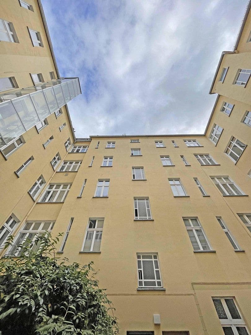 Predaj bytu 1-izbový 37 m², Berlin, Berlín Predaj bytu 1-izbový 37 m², Berlin, Berlín