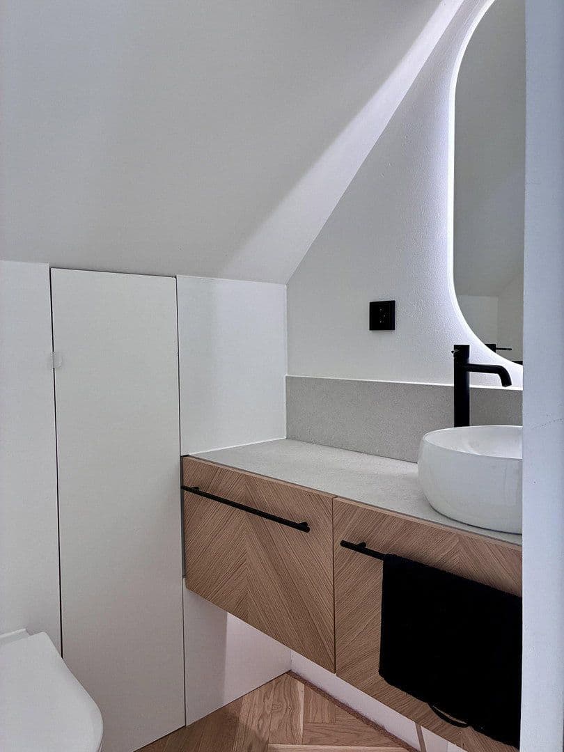 Predaj bytu 4-izbový 90 m², Braunschweig, Dolné Sasko Predaj bytu 4-izbový 90 m², Braunschweig, Dolné Sasko