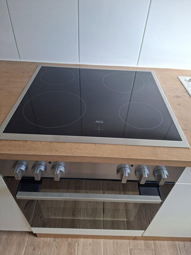 Prenájom bytu 2-izbový 54 m², Rathenaustr. 24B, Offenbach, Hesensko Prenájom bytu 2-izbový 54 m², Rathenaustr. 24B, Offenbach, Hesensko