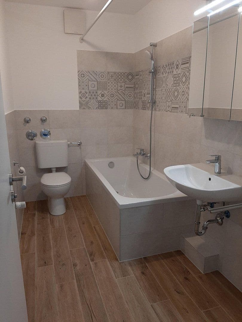 Prenájom bytu 2-izbový 54 m², Rathenaustr. 24B, Offenbach, Hesensko Prenájom bytu 2-izbový 54 m², Rathenaustr. 24B, Offenbach, Hesensko