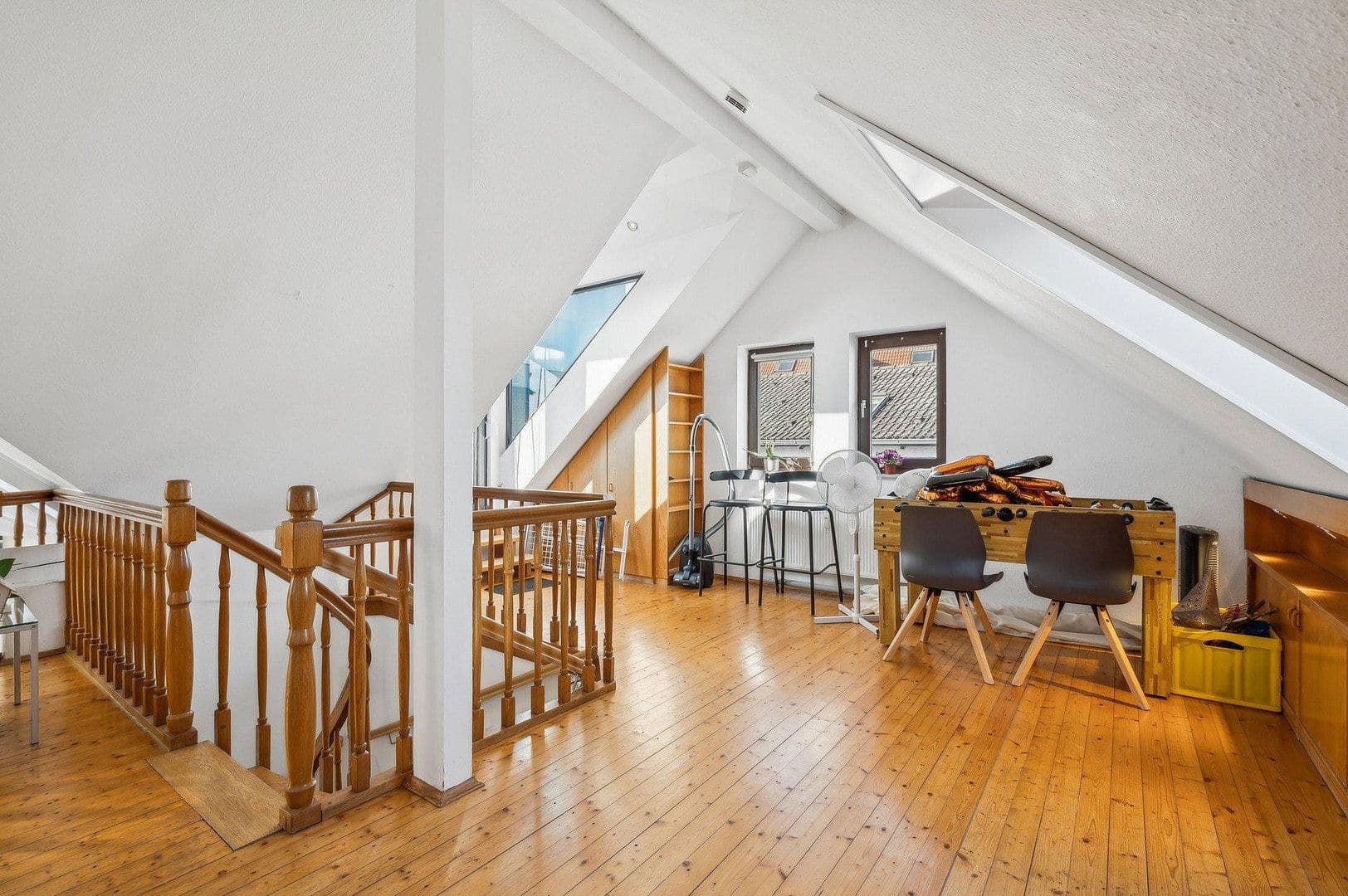 Predaj domu 457 m², pozemok 529 m², Fauerbacher Str. 72, Friedberg (Hessen), Hesensko Predaj domu 457 m², pozemok 529 m², Fauerbacher Str. 72, Friedberg (Hessen), Hesensko