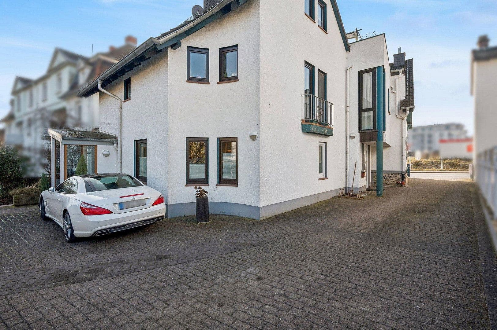 Predaj domu 457 m², pozemok 529 m², Fauerbacher Str. 72, Friedberg (Hessen), Hesensko Predaj domu 457 m², pozemok 529 m², Fauerbacher Str. 72, Friedberg (Hessen), Hesensko