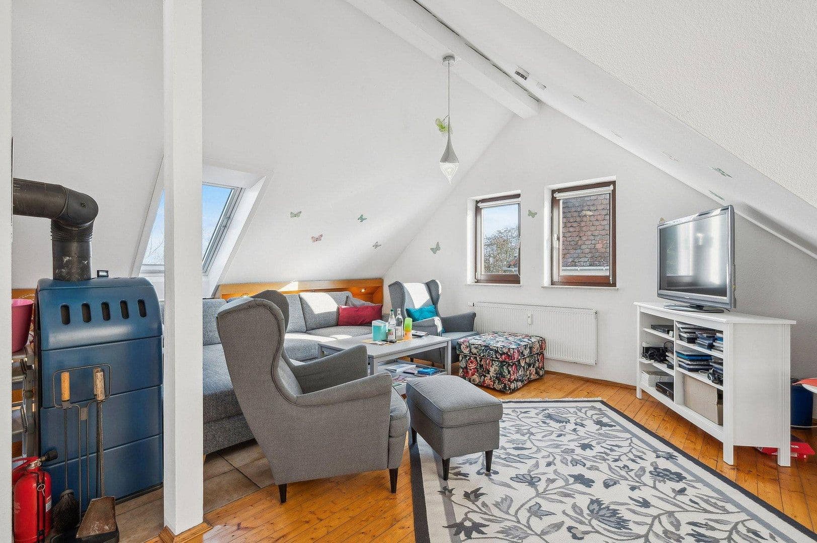 Predaj domu 457 m², pozemok 529 m², Fauerbacher Str. 72, Friedberg (Hessen), Hesensko Predaj domu 457 m², pozemok 529 m², Fauerbacher Str. 72, Friedberg (Hessen), Hesensko