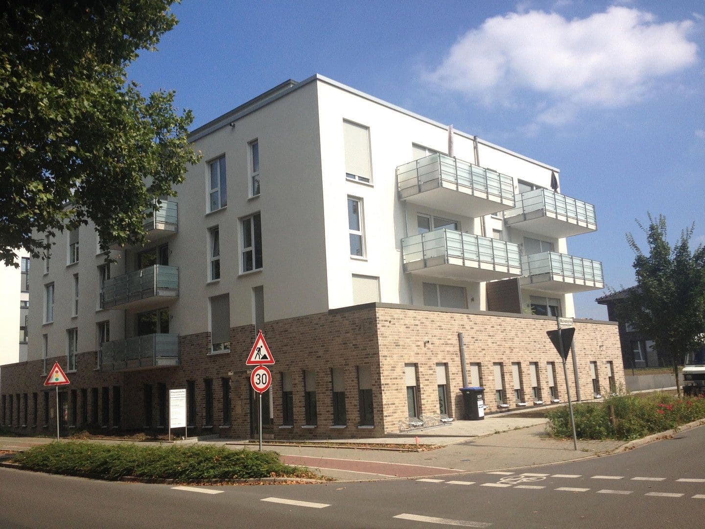 Prenájom bytu 3-izbový 75 m², Maybachstr. 45, Recklinghausen, Severné Porýnie - Westfálsko Prenájom bytu 3-izbový 75 m², Maybachstr. 45, Recklinghausen, Severné Porýnie - Westfálsko