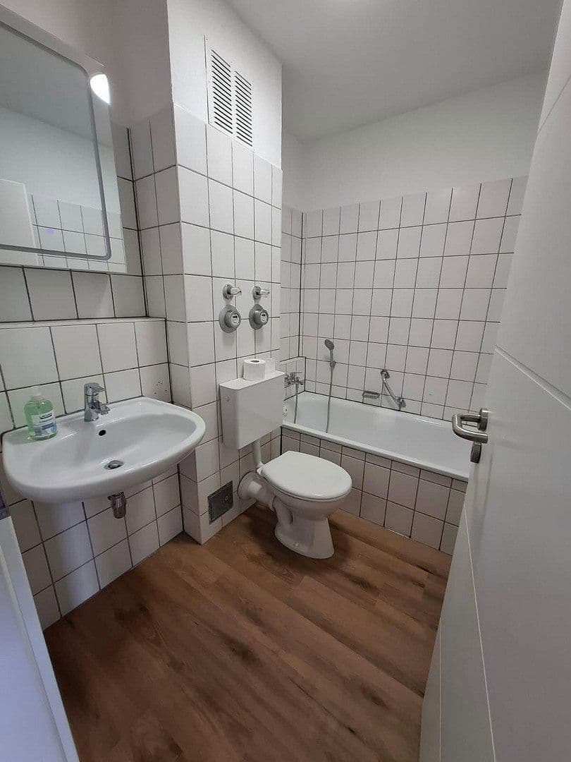 Prenájom bytu 1-izbový 30 m², Nürnberg, Bavorsko Prenájom bytu 1-izbový 30 m², Nürnberg, Bavorsko