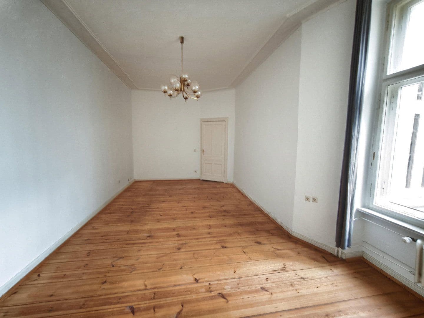 Predaj bytu 3-izbový 73 m², Emser Str. 76, Berlin, Berlín Predaj bytu 3-izbový 73 m², Emser Str. 76, Berlin, Berlín