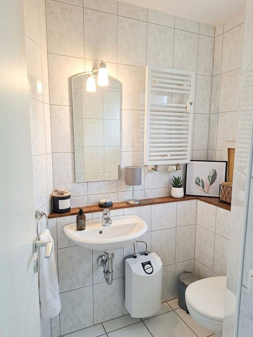 Prenájom bytu 3-izbový 95 m², Weyerstr. 2, Essen, Severné Porýnie - Westfálsko Prenájom bytu 3-izbový 95 m², Weyerstr. 2, Essen, Severné Porýnie - Westfálsko
