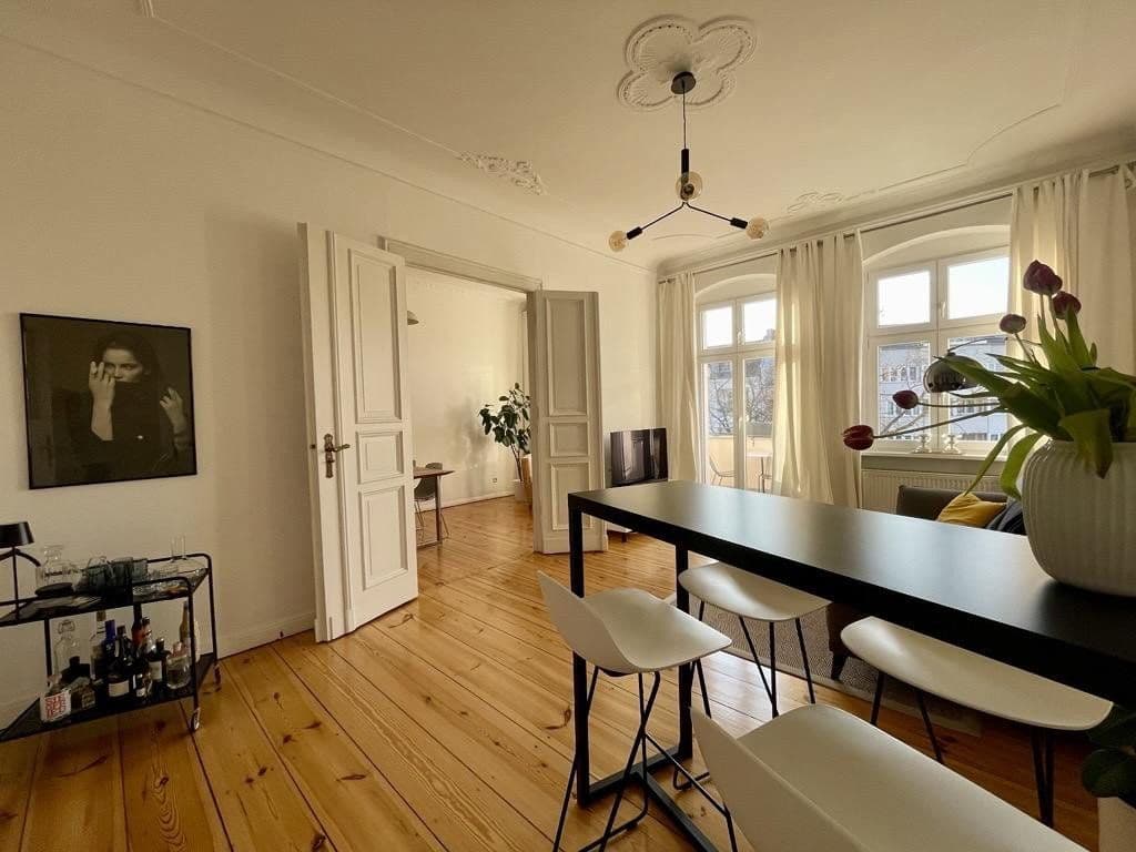 Predaj bytu 3-izbový 100 m², Berlin, Berlín Predaj bytu 3-izbový 100 m², Berlin, Berlín