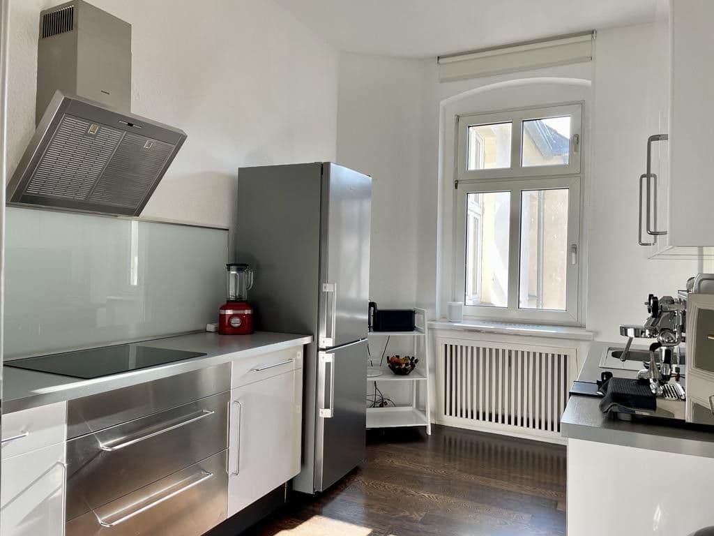 Predaj bytu 3-izbový 100 m², Berlin, Berlín Predaj bytu 3-izbový 100 m², Berlin, Berlín