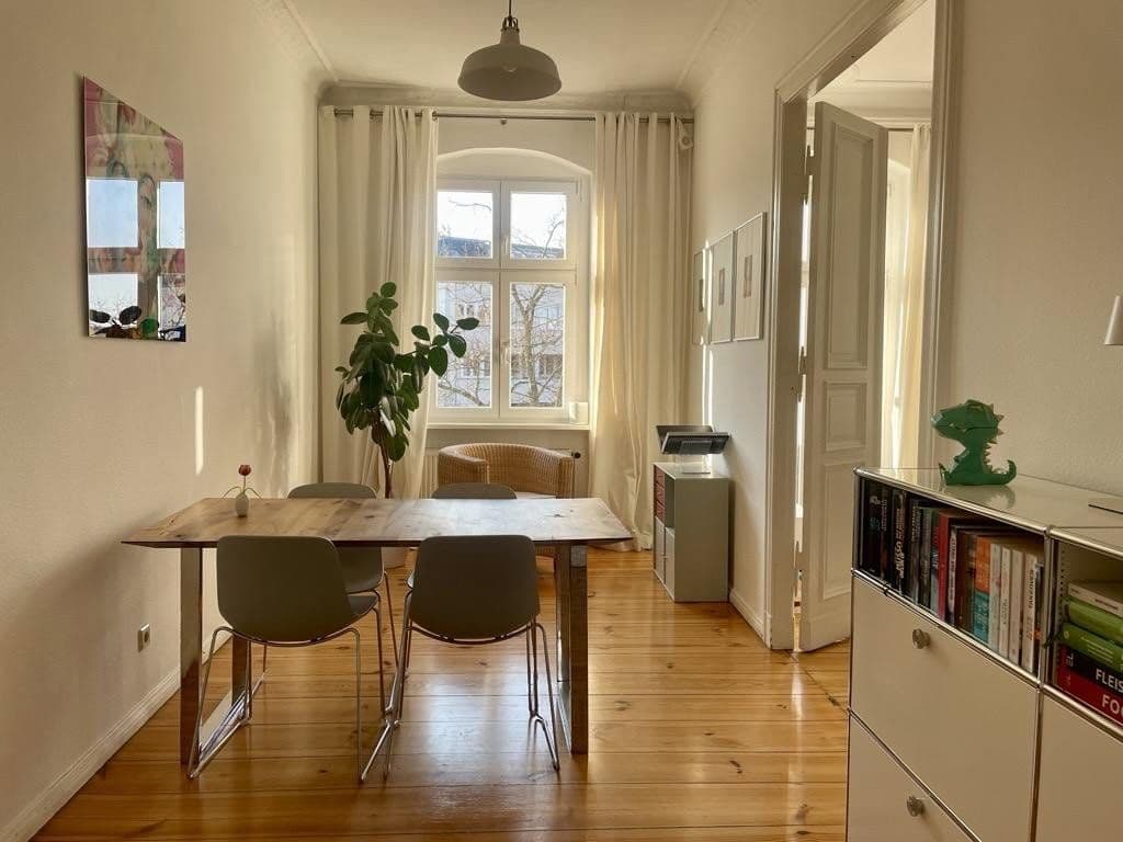 Predaj bytu 3-izbový 100 m², Berlin, Berlín Predaj bytu 3-izbový 100 m², Berlin, Berlín