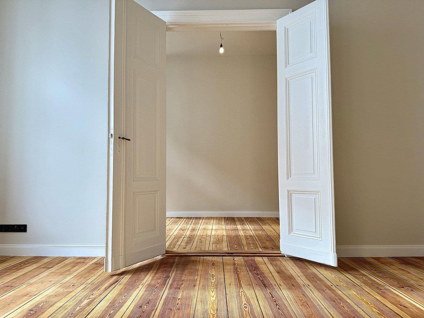 Predaj bytu 2-izbový 56 m², Berlin, Berlín Predaj bytu 2-izbový 56 m², Berlin, Berlín