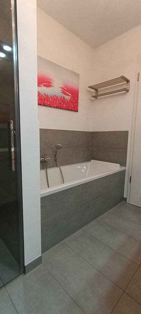 Predaj bytu 3-izbový 74 m², Berlin, Berlín Predaj bytu 3-izbový 74 m², Berlin, Berlín