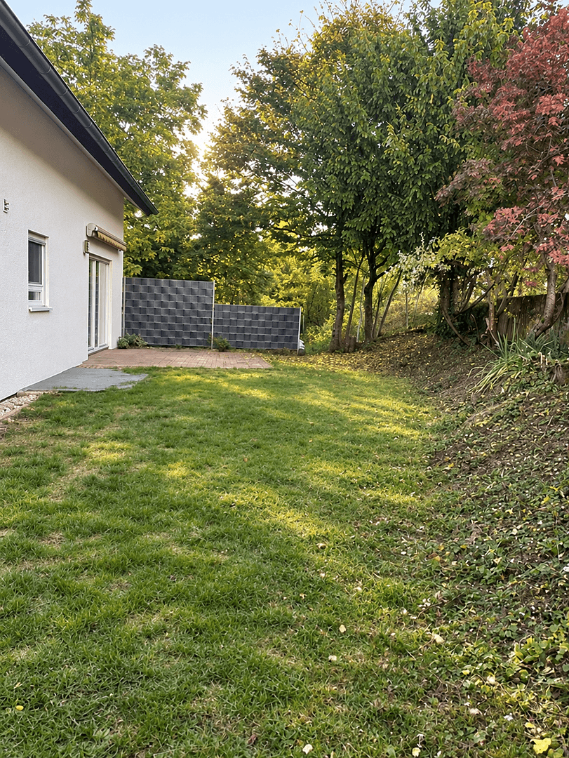 Predaj domu 328 m², pozemok 680 m², Reichenbach-Steegen, Porýnie-Falcko Predaj domu 328 m², pozemok 680 m², Reichenbach-Steegen, Porýnie-Falcko