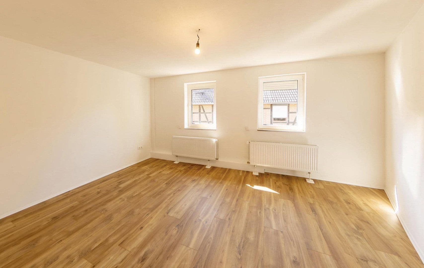 Prenájom bytu 4-izbový 100 m², Leipziger Straße 226, Braunschweig, Dolné Sasko Prenájom bytu 4-izbový 100 m², Leipziger Straße 226, Braunschweig, Dolné Sasko