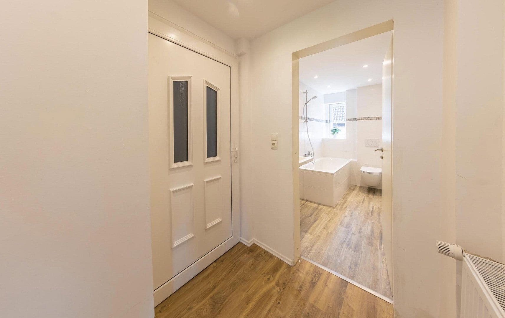 Prenájom bytu 4-izbový 100 m², Leipziger Straße 226, Braunschweig, Dolné Sasko Prenájom bytu 4-izbový 100 m², Leipziger Straße 226, Braunschweig, Dolné Sasko