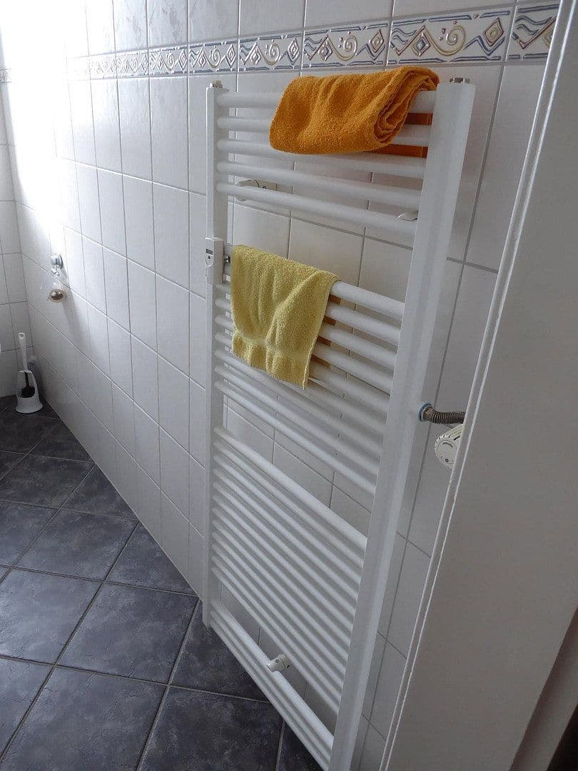 Prenájom bytu 3-izbový 92 m², Buscher Feld 8, Solingen, Severné Porýnie - Westfálsko Prenájom bytu 3-izbový 92 m², Buscher Feld 8, Solingen, Severné Porýnie - Westfálsko