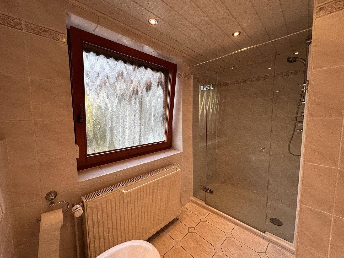 Predaj domu 138 m², pozemok 925 m², Hasselbusch 24, Bargteheide, Šlezvicko-Holštajnsko Predaj domu 138 m², pozemok 925 m², Hasselbusch 24, Bargteheide, Šlezvicko-Holštajnsko