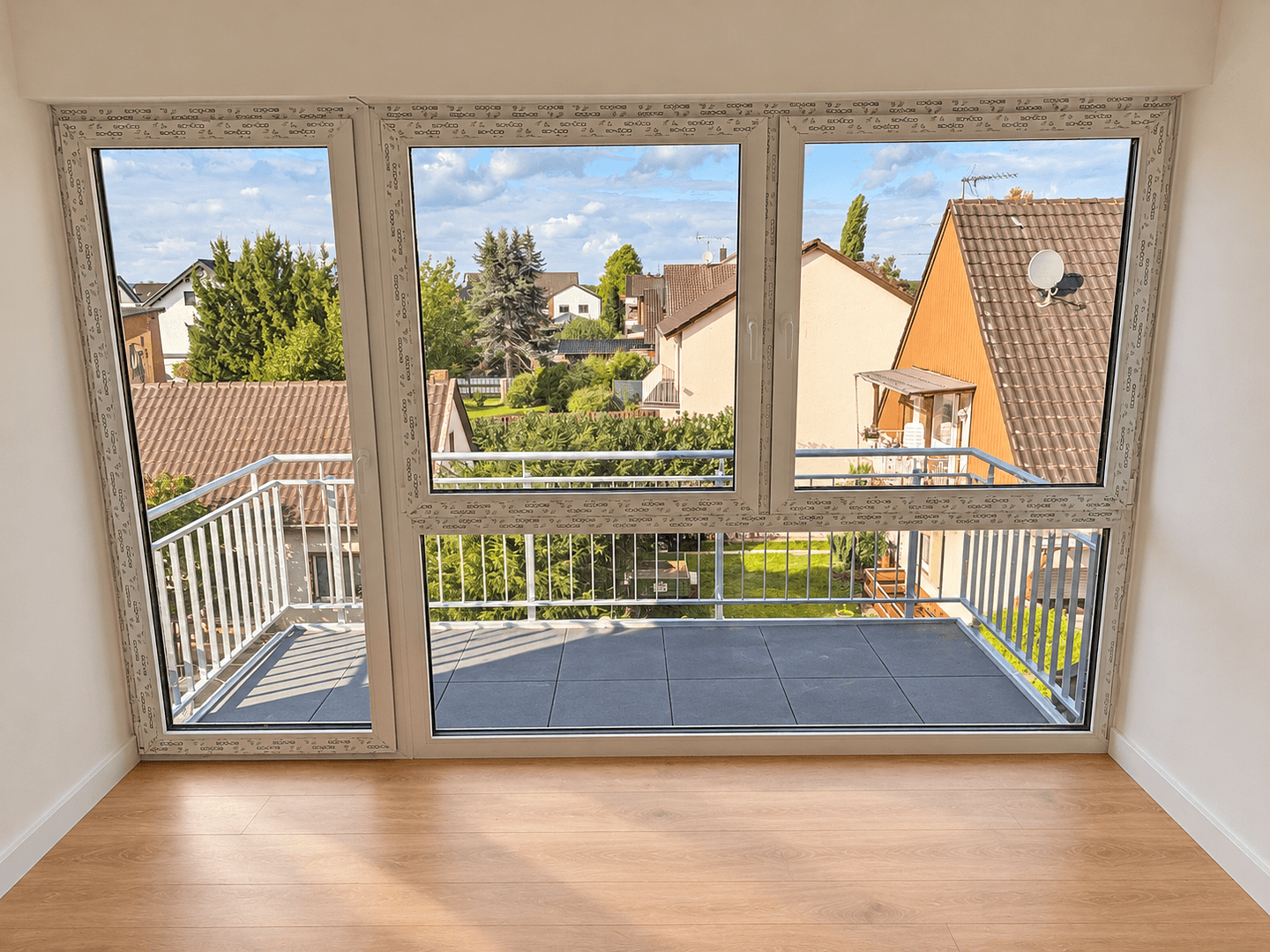Prenájom bytu 3-izbový 100 m², Im Mainzertal 4, Rheinbach, Severné Porýnie - Westfálsko Prenájom bytu 3-izbový 100 m², Im Mainzertal 4, Rheinbach, Severné Porýnie - Westfálsko