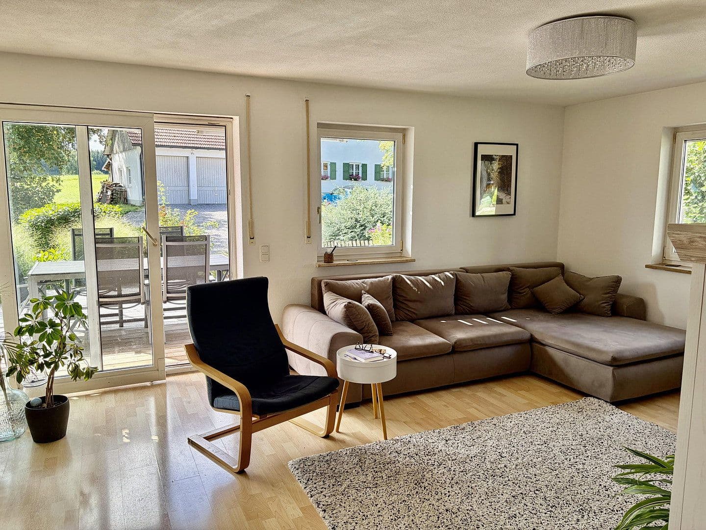 Predaj domu 195 m², pozemok 497 m², Jengen, Bavorsko Predaj domu 195 m², pozemok 497 m², Jengen, Bavorsko