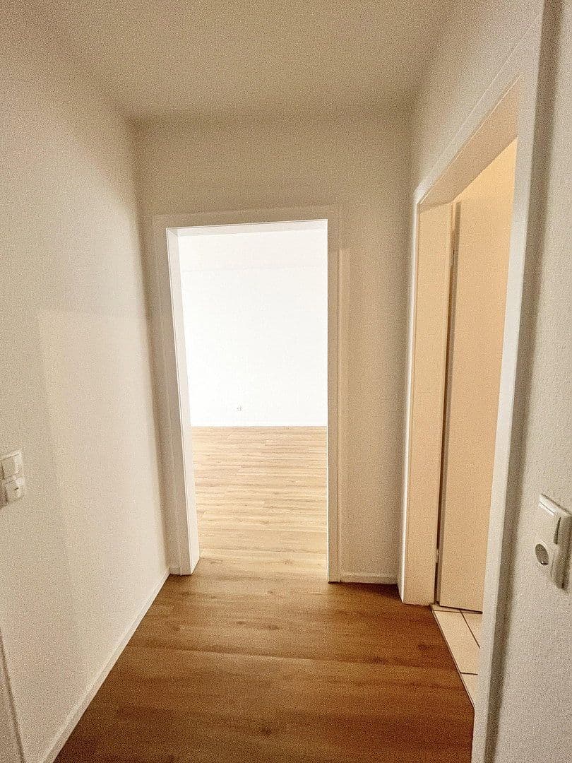 Prenájom bytu 2-izbový 65 m², Mülheimer Freiheit, Köln, Severné Porýnie - Westfálsko Prenájom bytu 2-izbový 65 m², Mülheimer Freiheit, Köln, Severné Porýnie - Westfálsko