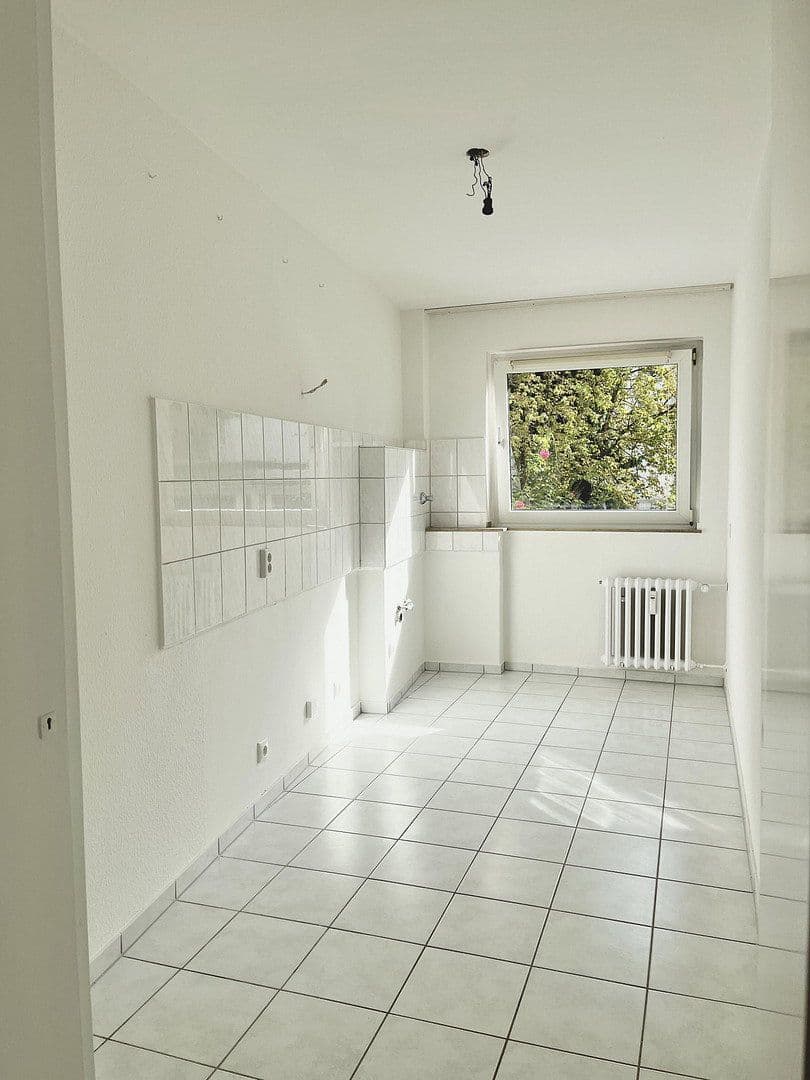 Prenájom bytu 2-izbový 65 m², Mülheimer Freiheit, Köln, Severné Porýnie - Westfálsko Prenájom bytu 2-izbový 65 m², Mülheimer Freiheit, Köln, Severné Porýnie - Westfálsko