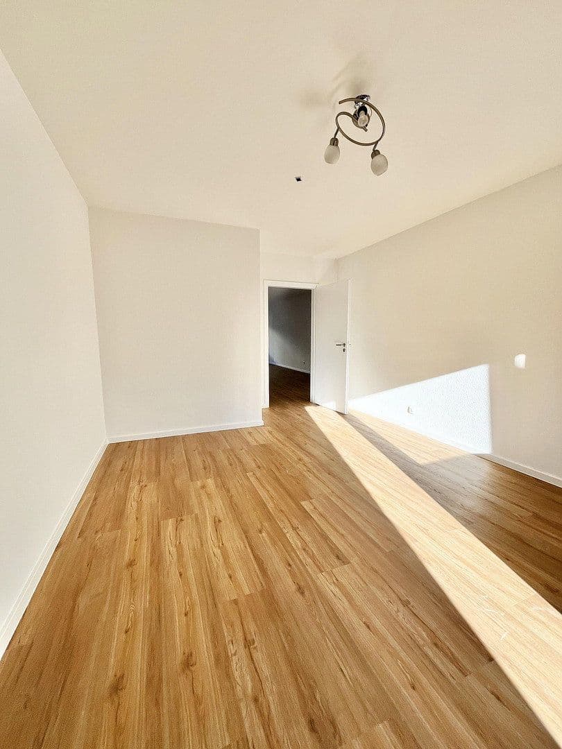 Prenájom bytu 2-izbový 65 m², Mülheimer Freiheit, Köln, Severné Porýnie - Westfálsko Prenájom bytu 2-izbový 65 m², Mülheimer Freiheit, Köln, Severné Porýnie - Westfálsko